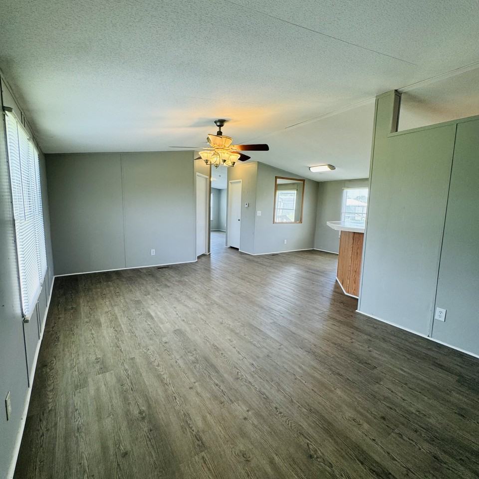 14080 Shellhammer Rd - Photo 2 of 19