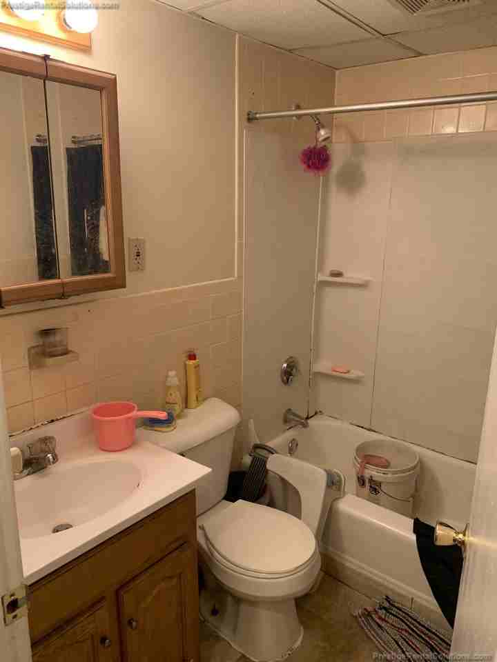 1731 Washington St #15 - Photo 7 of 11