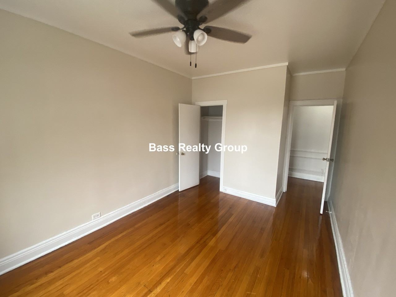 5114 S Blackstone Ave #B18 - Photo 7 of 22