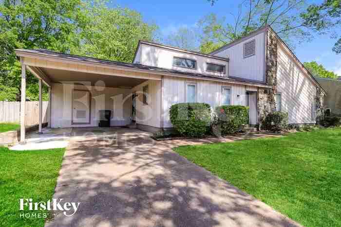 4190 Brookhill Ln - Photo 2 of 15