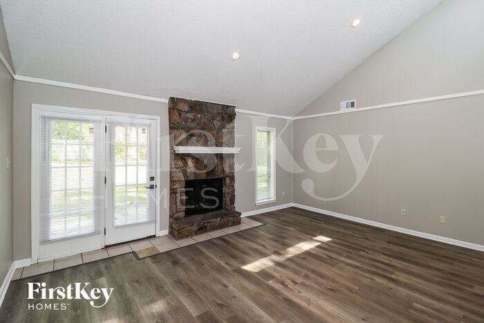 4190 Brookhill Ln - Photo 3 of 15
