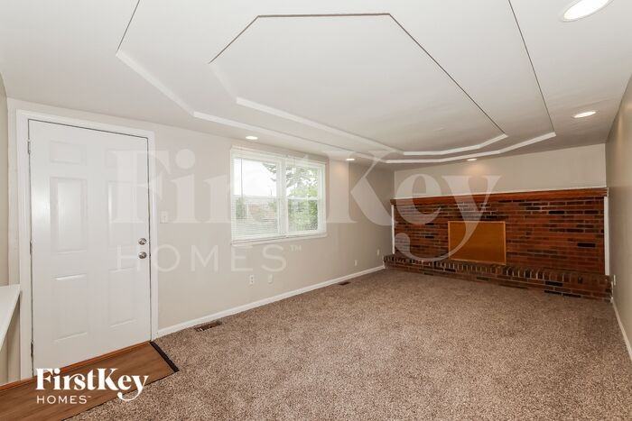 11415 Dunshire Dr - Photo 3 of 16