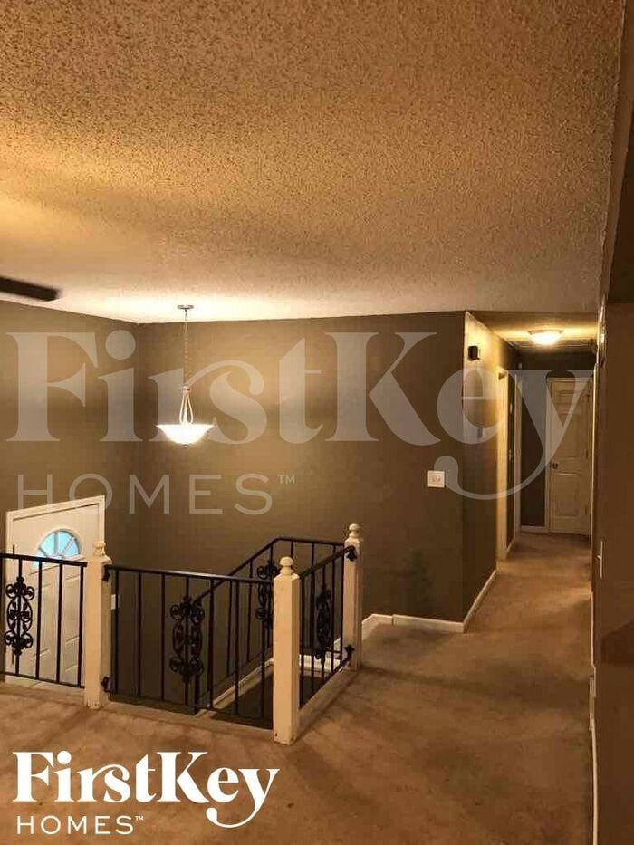 900 Sw Speas Dr - Photo 2 of 16