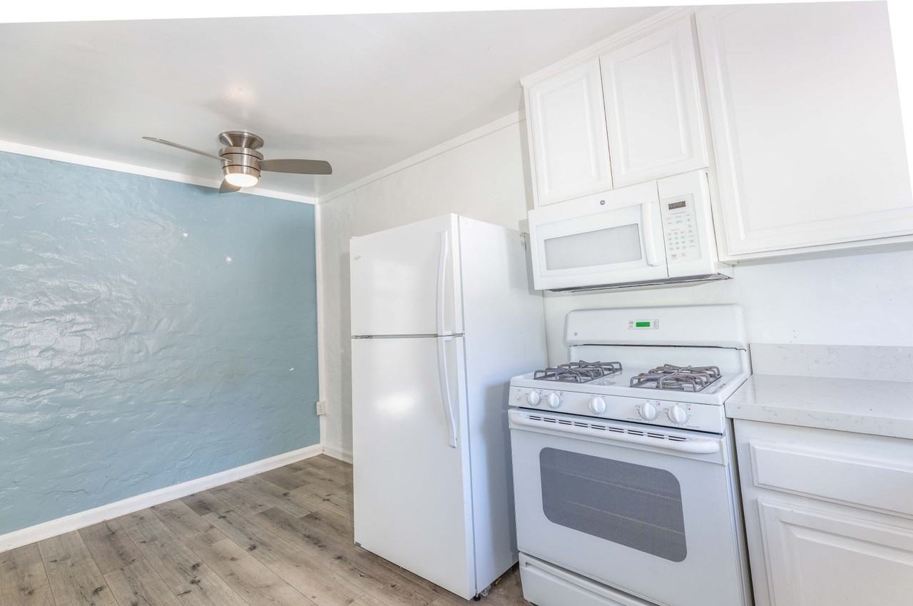 1172 Catalina - Photo 5 of 22