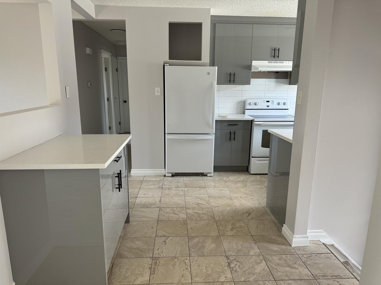 4306 South Park Dr #1 - Photo 3 of 33