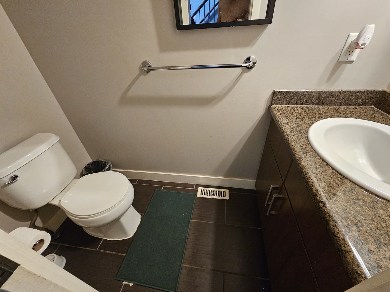 19551 66 Avenue - Photo 3 of 36