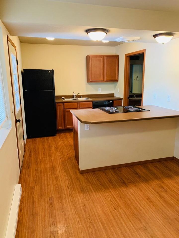 Calistoga Apartments - Photo 7 of 33