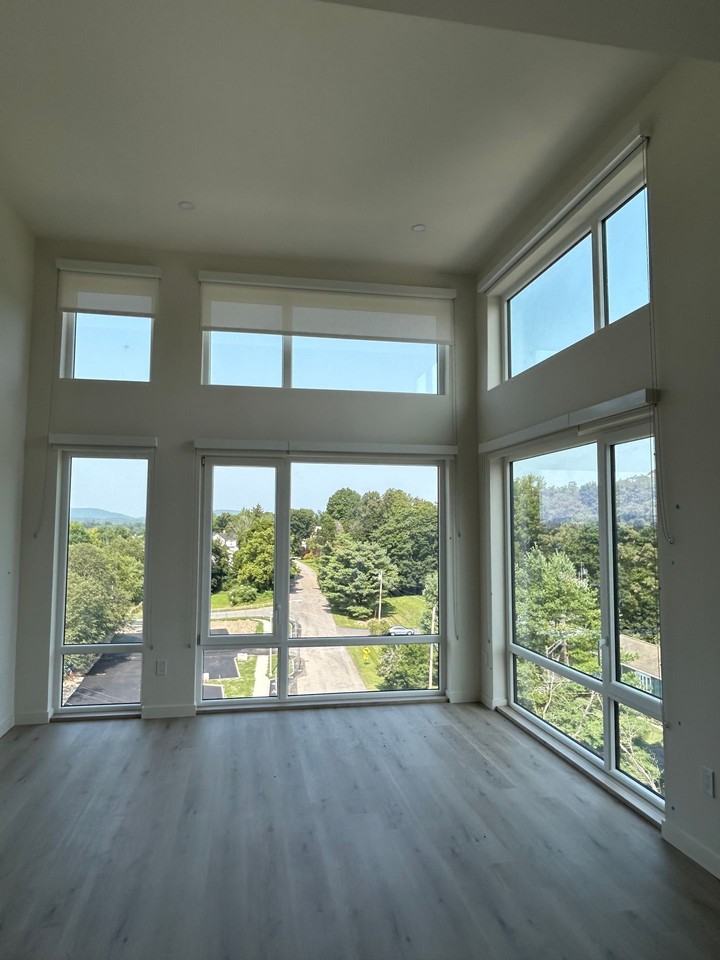 44 Springside - Photo 2 of 11