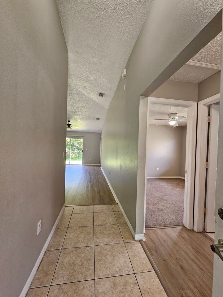 30911 Midtown Ct - Photo 3 of 23