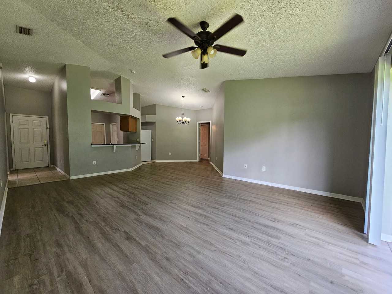 30911 Midtown Ct - Photo 5 of 23