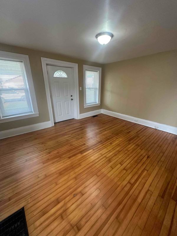 511 Fillmore St - Photo 3 of 6