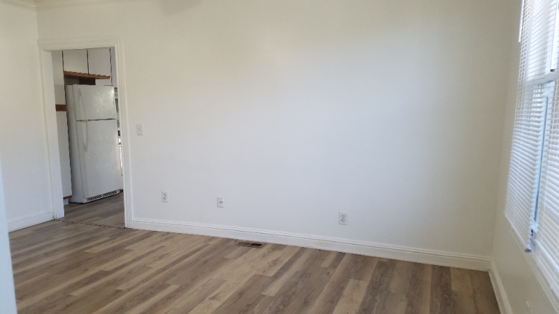 980 Islay St #980 - Photo 3 of 10