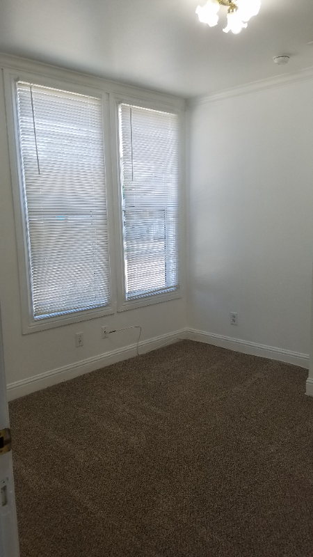 980 Islay St #980 - Photo 5 of 10