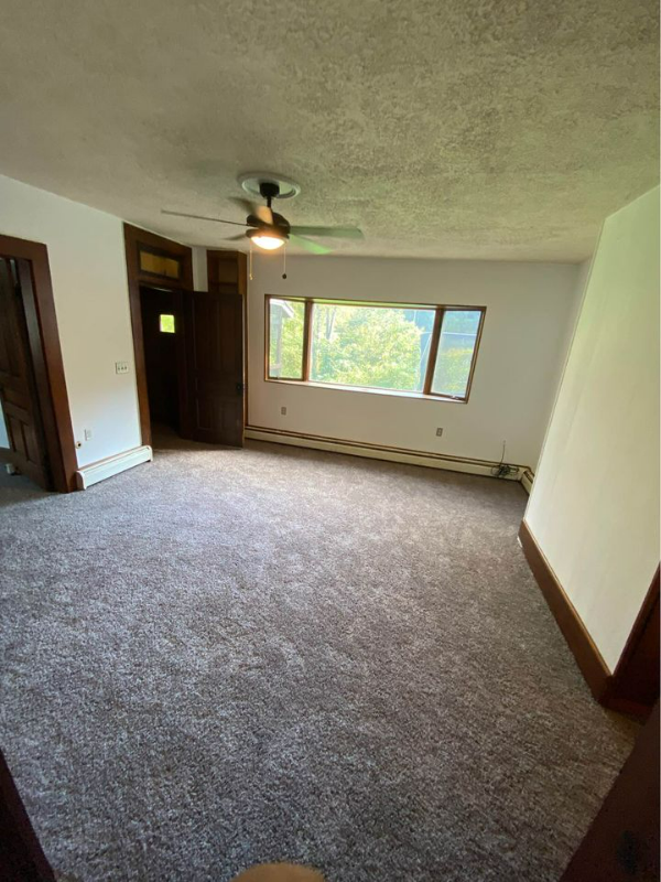 9185 Hidden Springs Rd - Photo 2 of 4