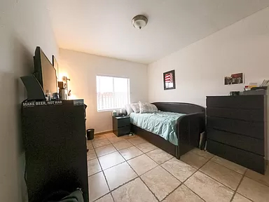 3057 National Ave - Photo 2 of 17