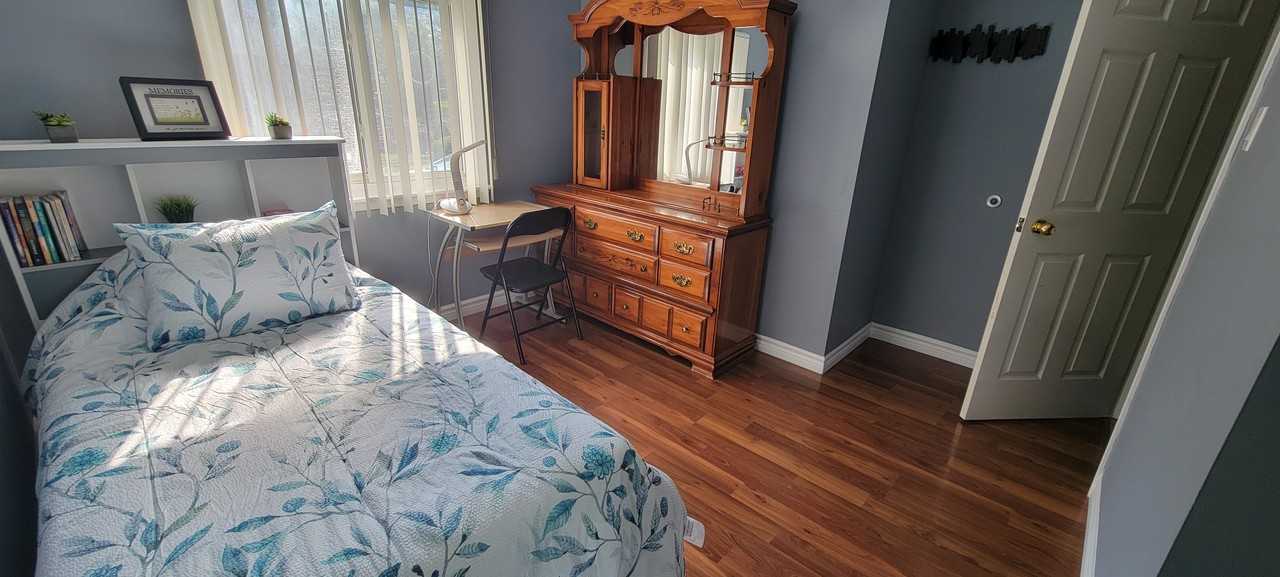 123 Parsell Square - Photo 2 of 15