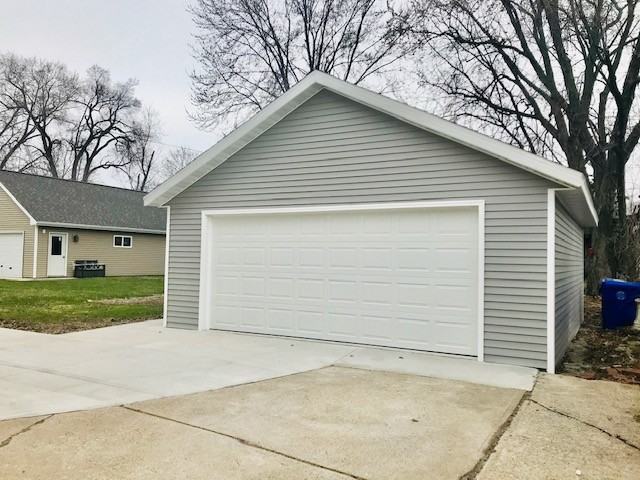 716 E Randall St #NA - Photo 2 of 18