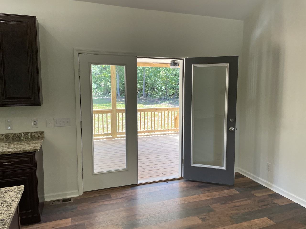 120 Long Beach Blvd #NA - Photo 5 of 13