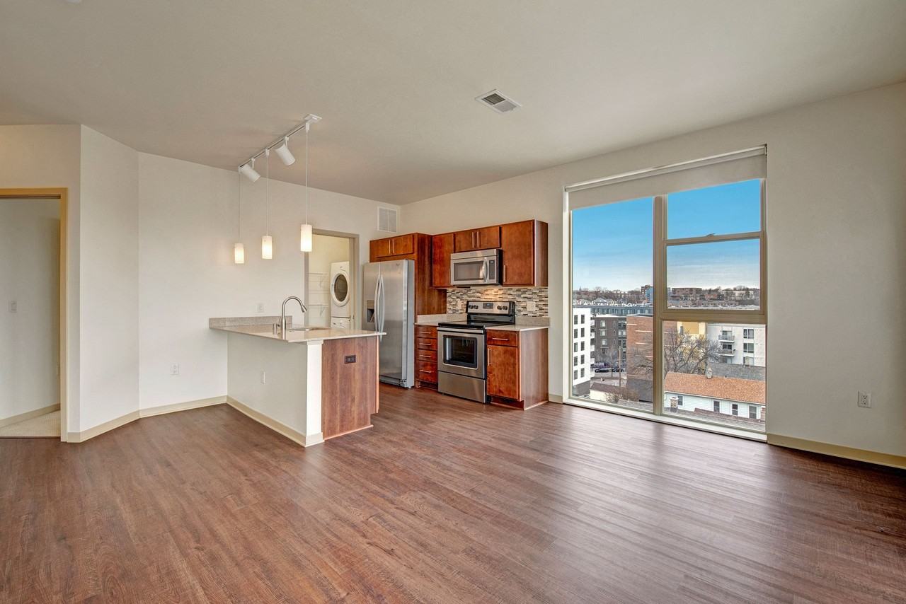 Avenir - Photo 3 of 16