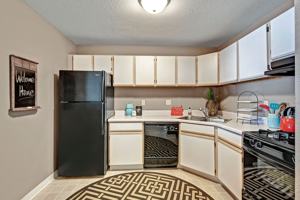 featured image of W172N11392 Division Rd