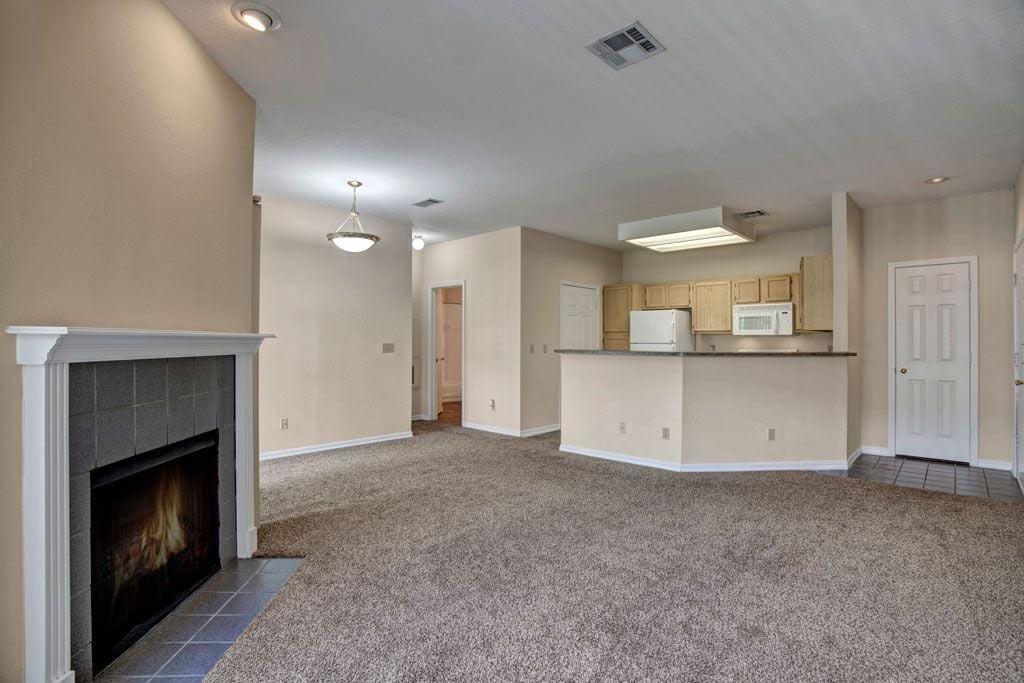 Lincoln Villas on Memorial - Photo 5 of 29