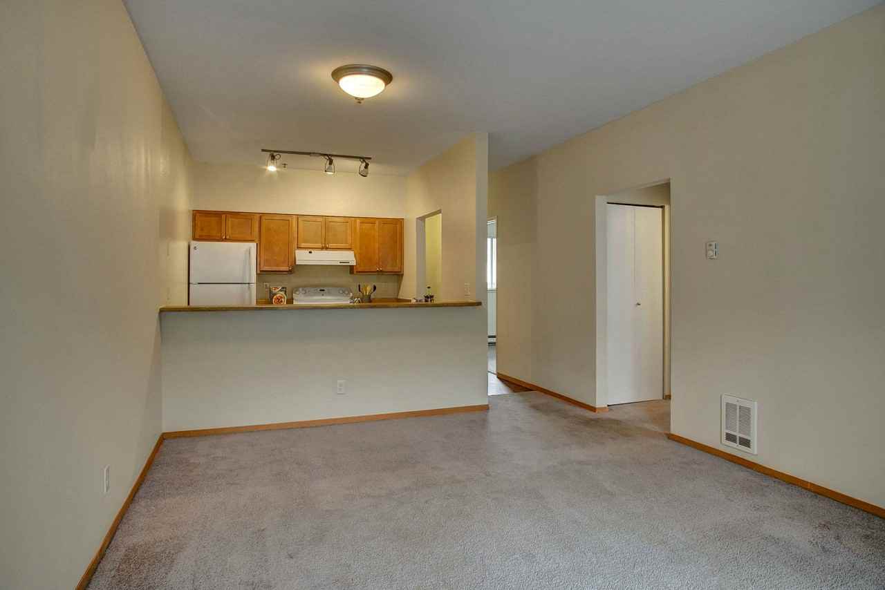 St. James Tower - Photo 6 of 18