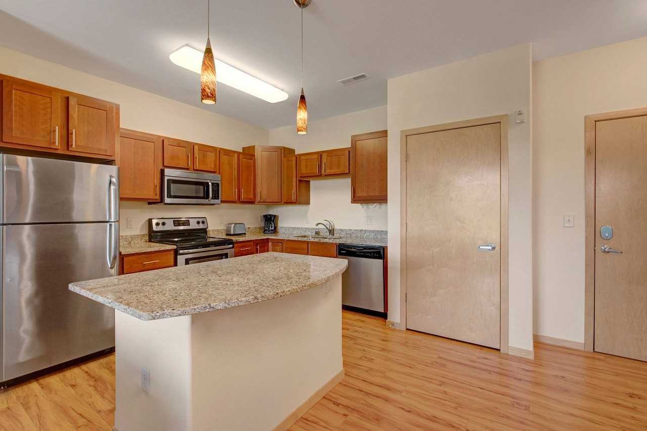 Van Buren Place - Photo 4 of 50