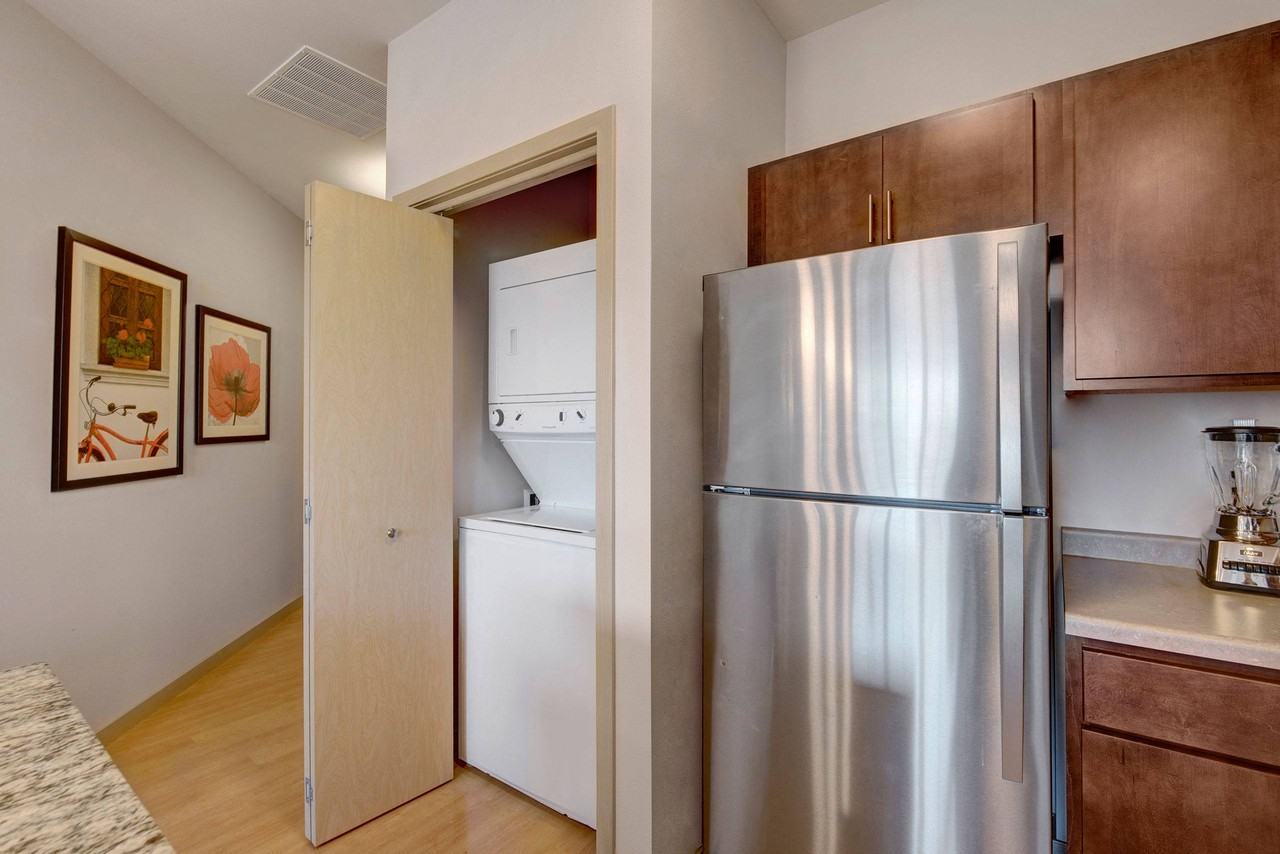 The Vue at Pinnacle Park - Photo 7 of 27