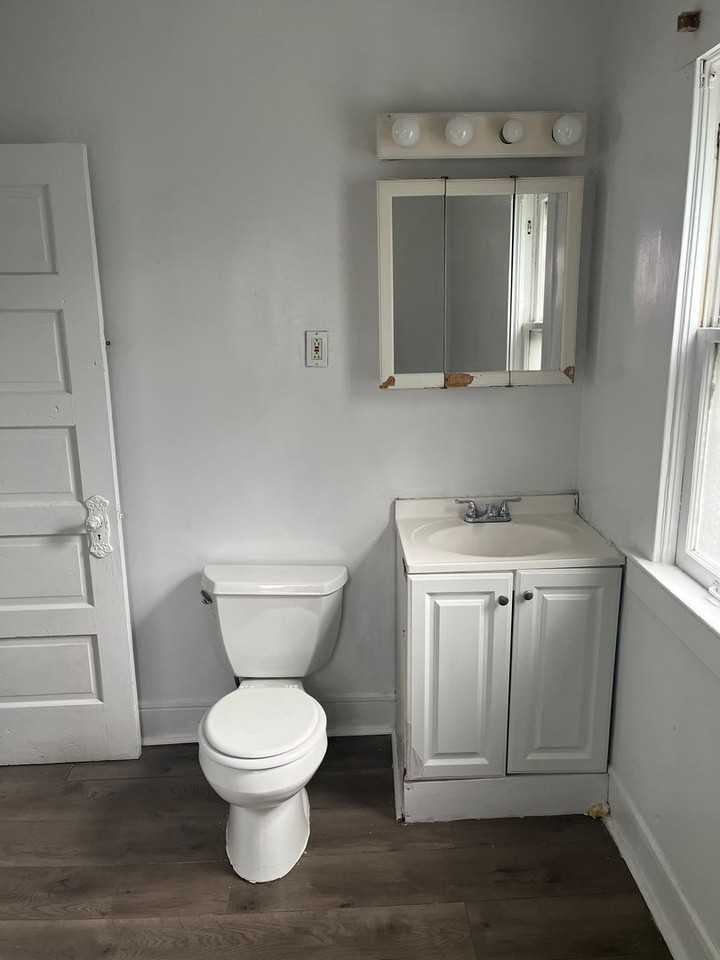 497 E 127th St - Photo 3 of 5