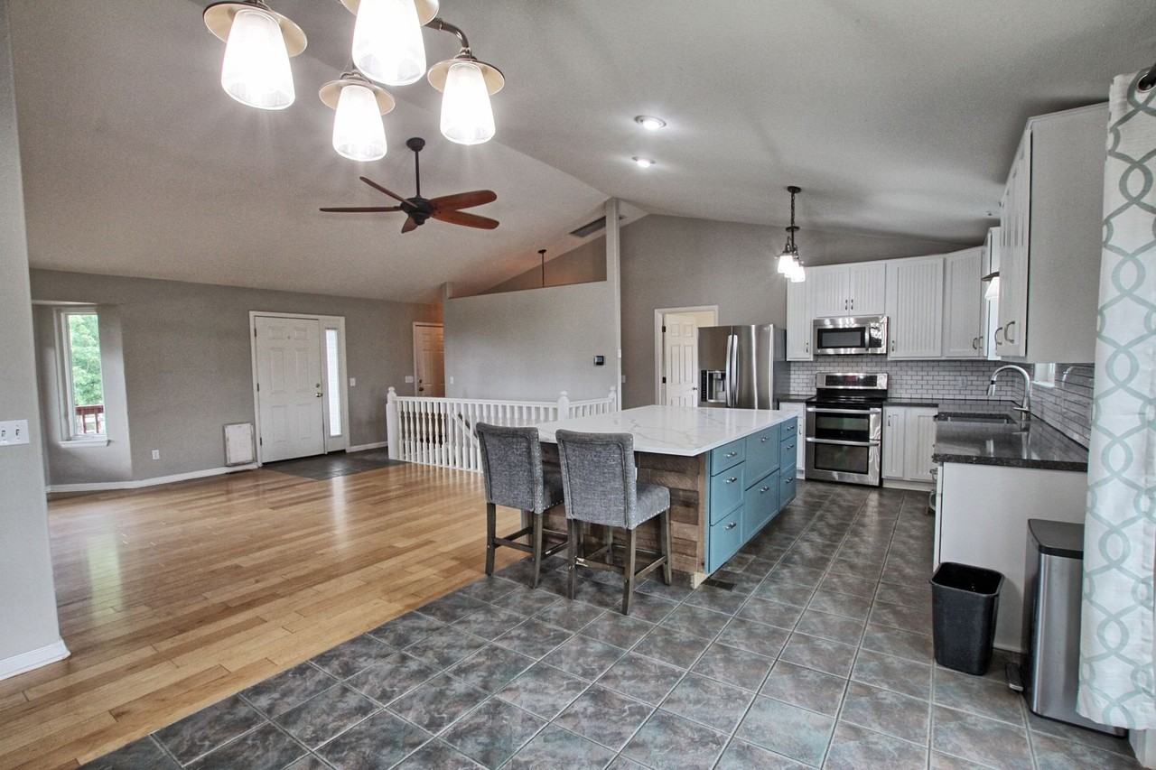 11549 Haskell Creek Rd - Photo 2 of 38