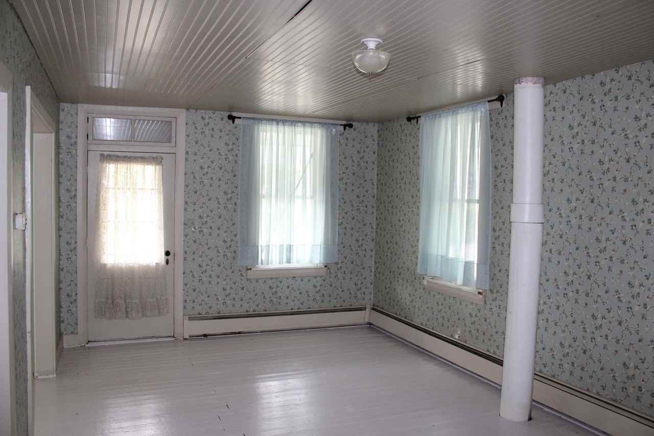 27 Valley Rd - Photo 3 of 13