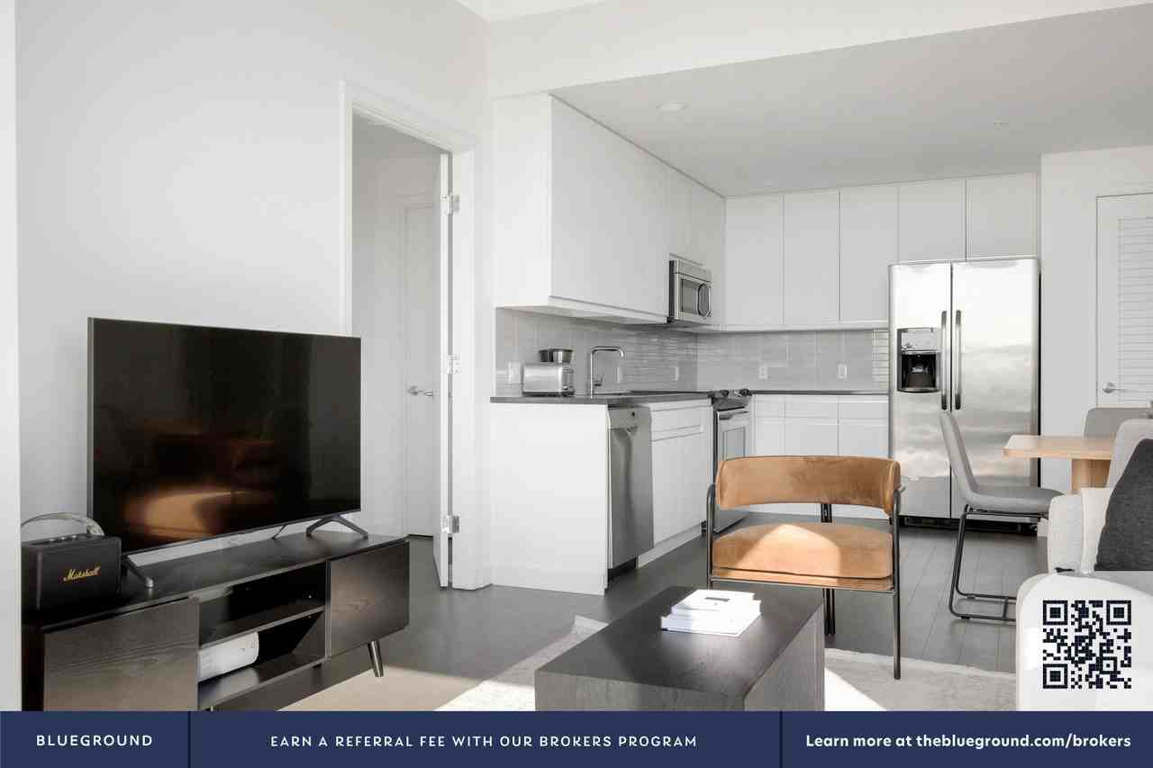 900 Monroe Street - Photo 5 of 56