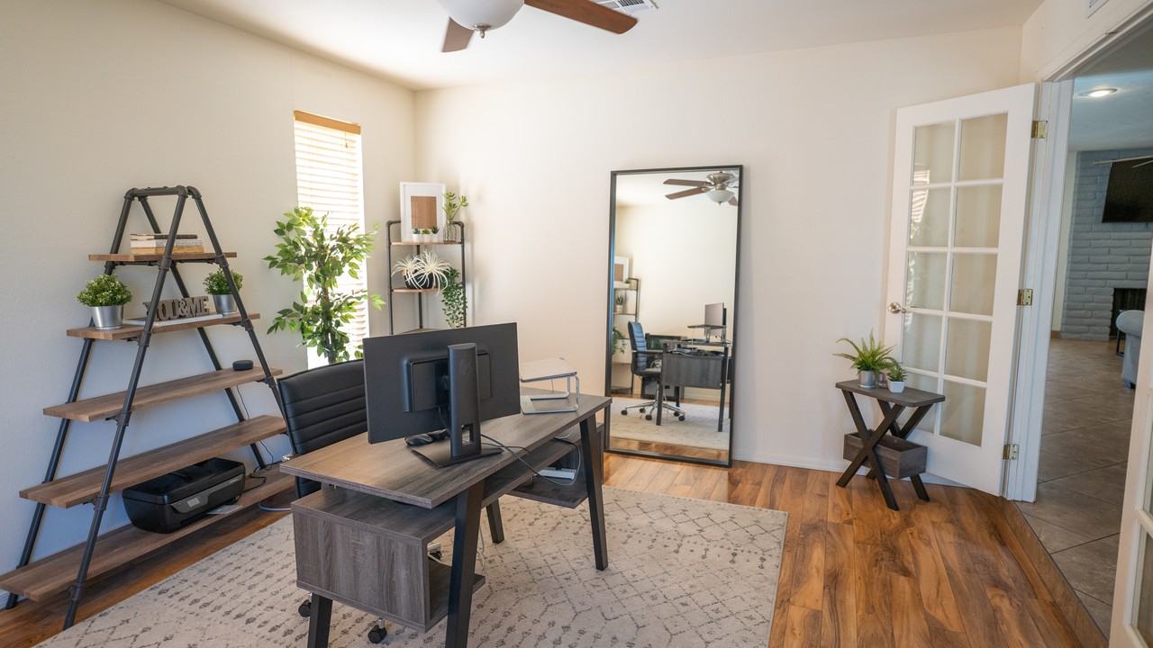 1720 W Isabella Ave - Photo 3 of 21