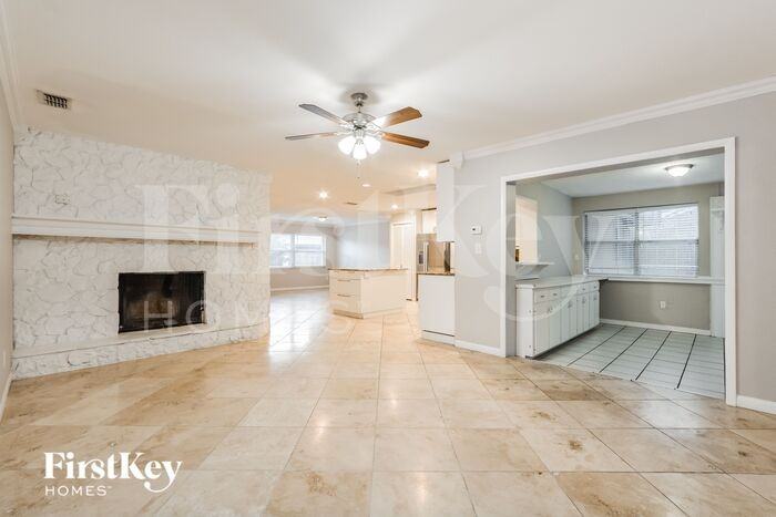 7039 Pecan Ct - Photo 2 of 16