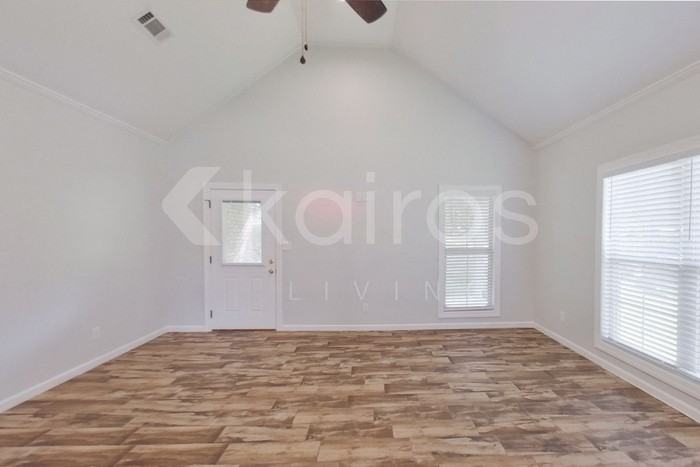 109 White Water Ln - Photo 2 of 21