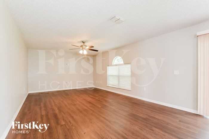 1026 Lake Doe Blvd - Photo 2 of 16