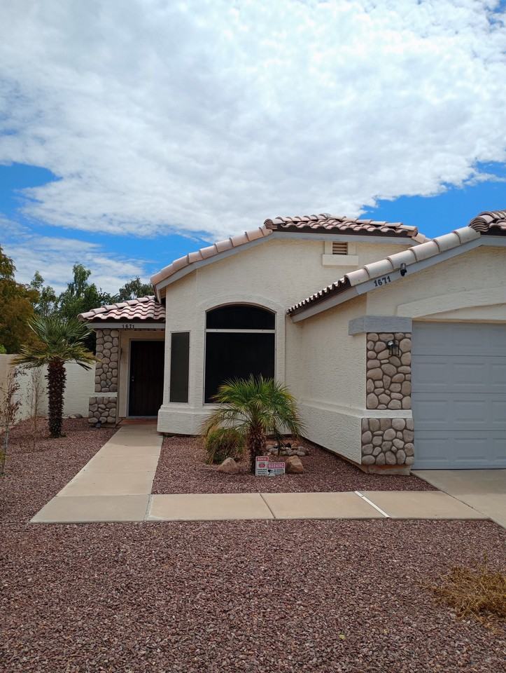 1671 N Garrett Dr #NA - Photo 2 of 18