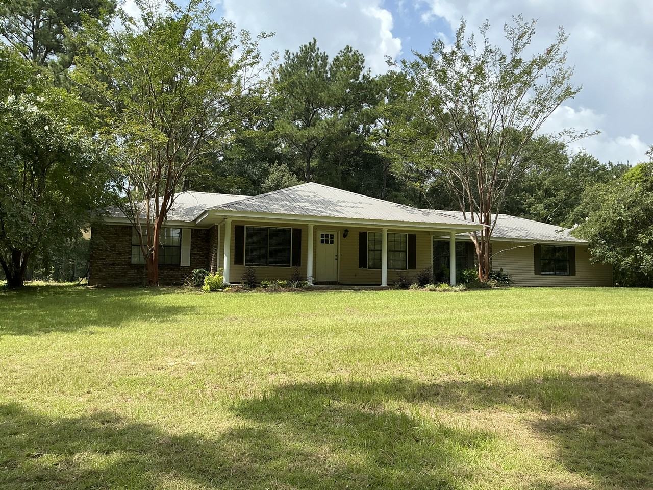 45 Elliott Rd #NA - Photo 2 of 15