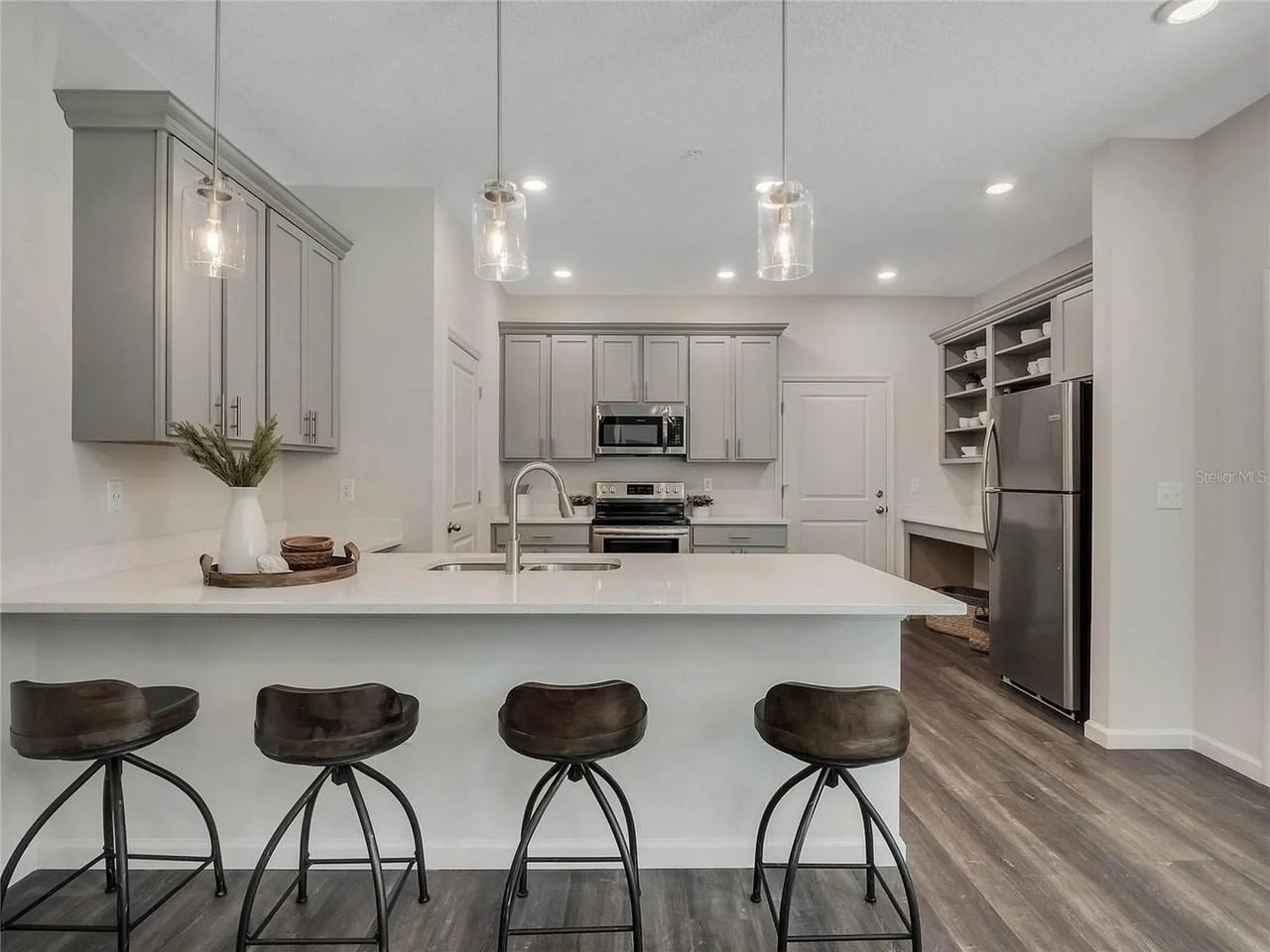 2964 Oak Park Way - Photo 2 of 50