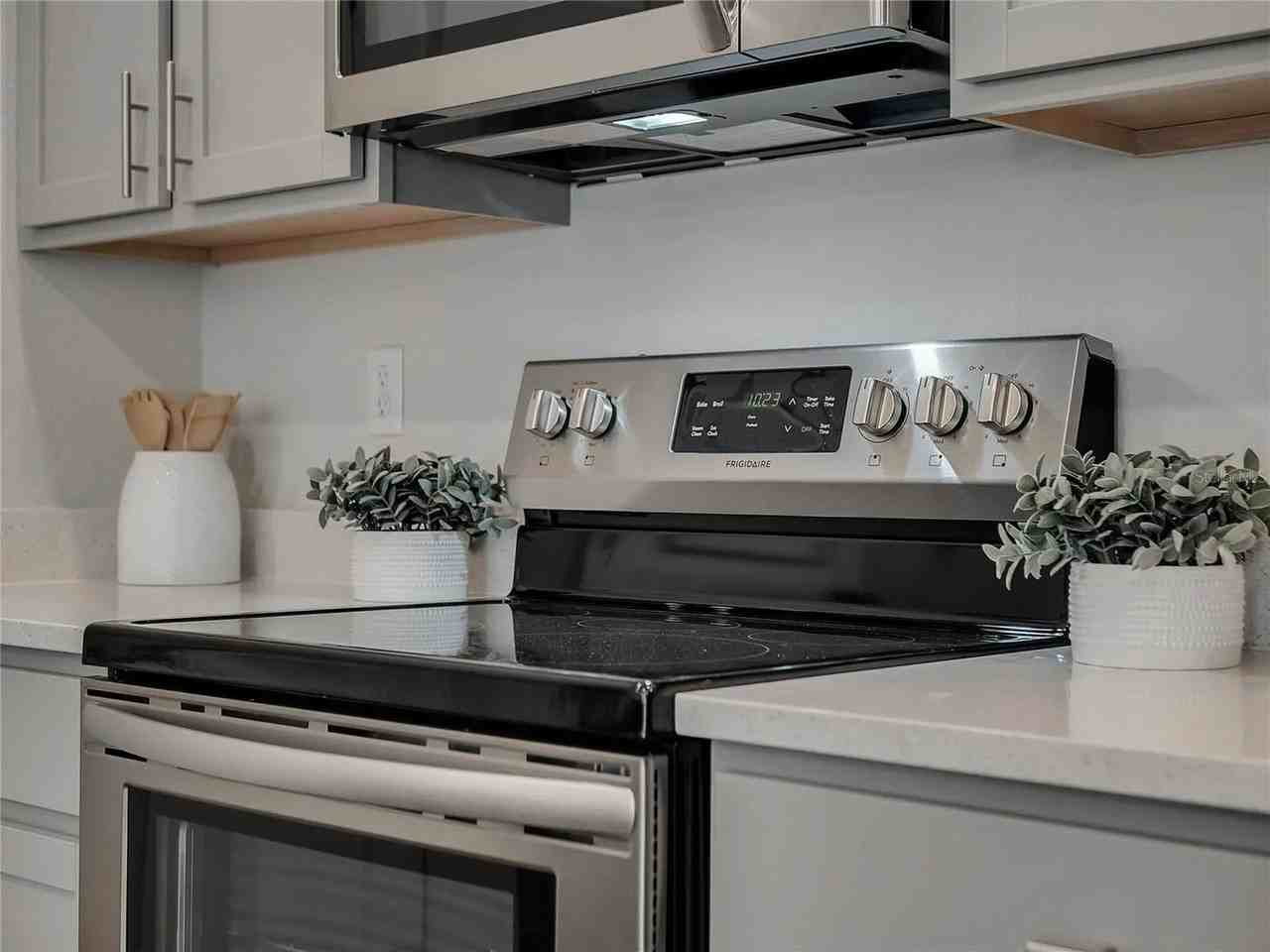 2964 Oak Park Way - Photo 3 of 50