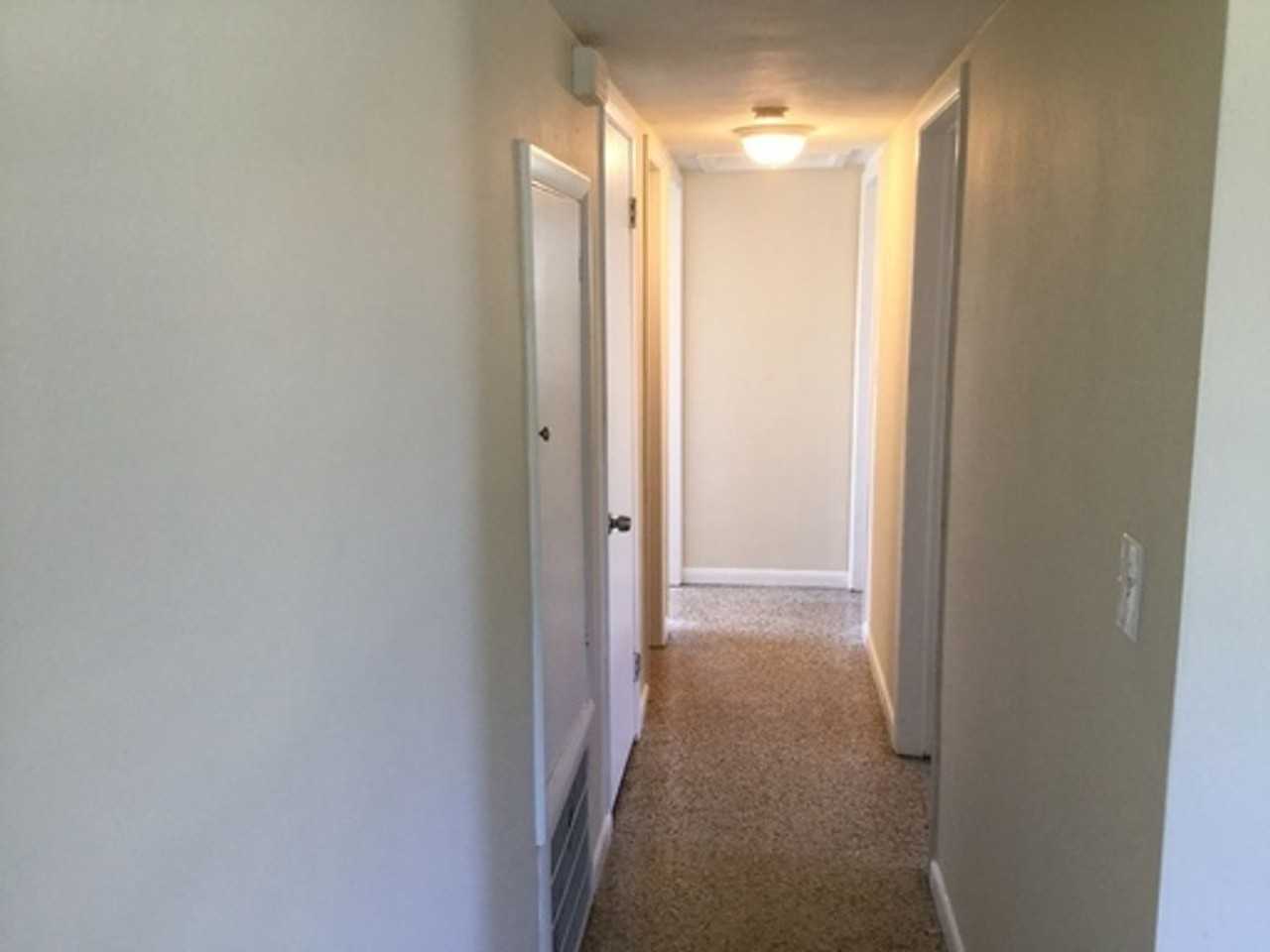 308 Jonquil Ln - Photo 2 of 10