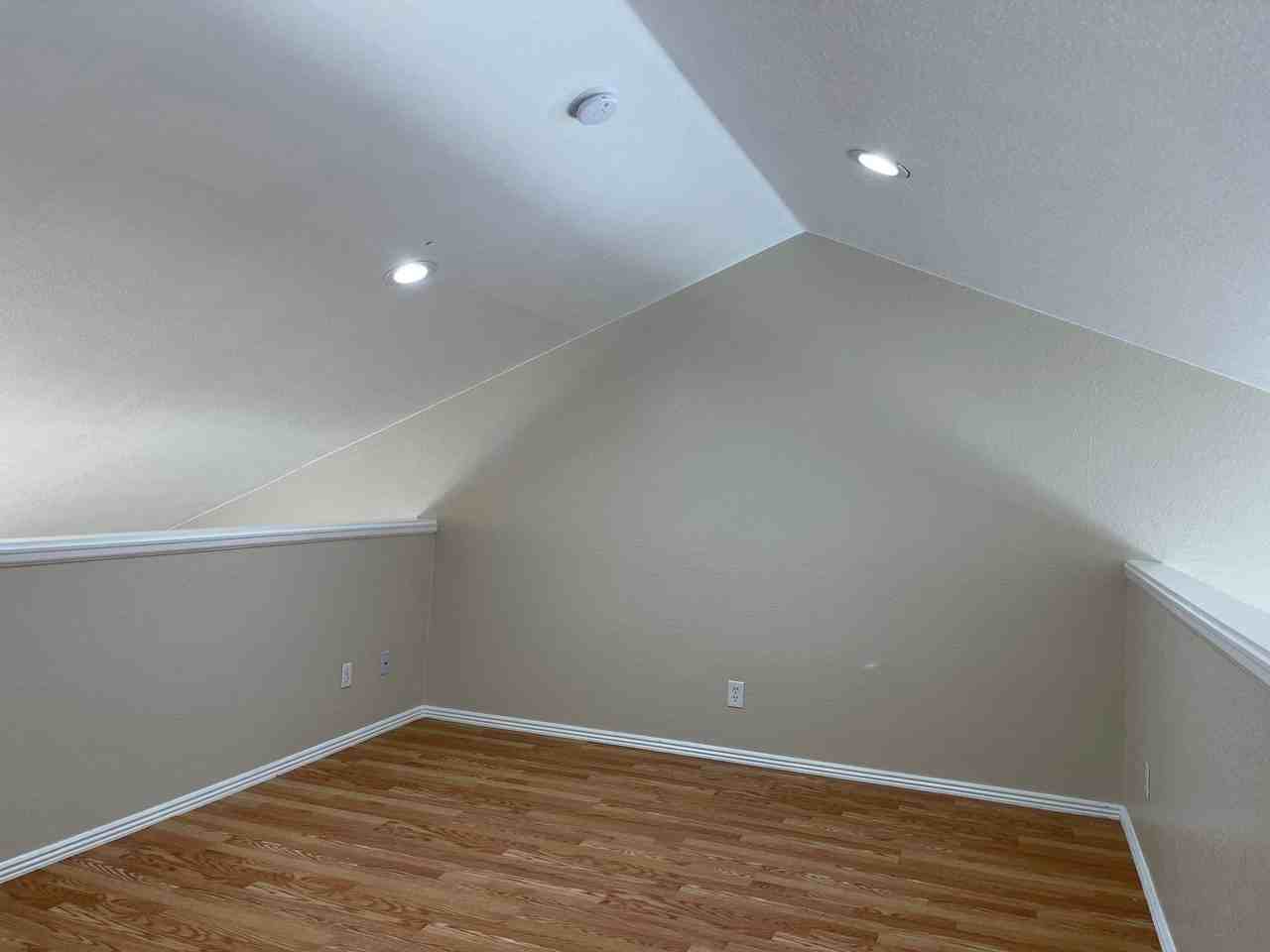 1021 S Walden Way - Photo 7 of 19
