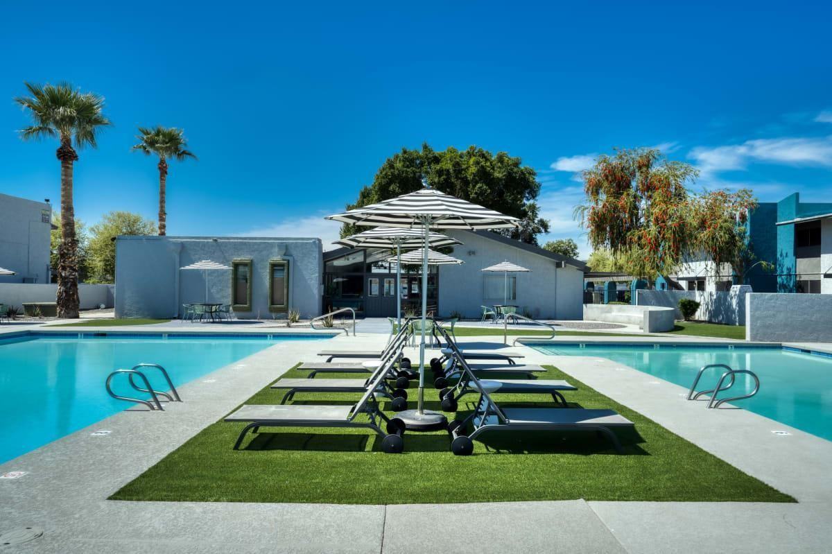 1737 W Missouri Ave - Photo 6 of 9