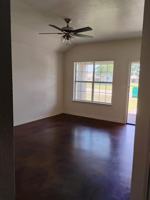 featured image of 102 1/2 Surrey Ln 200 B