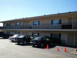 featured image of 1867 Robin Ln