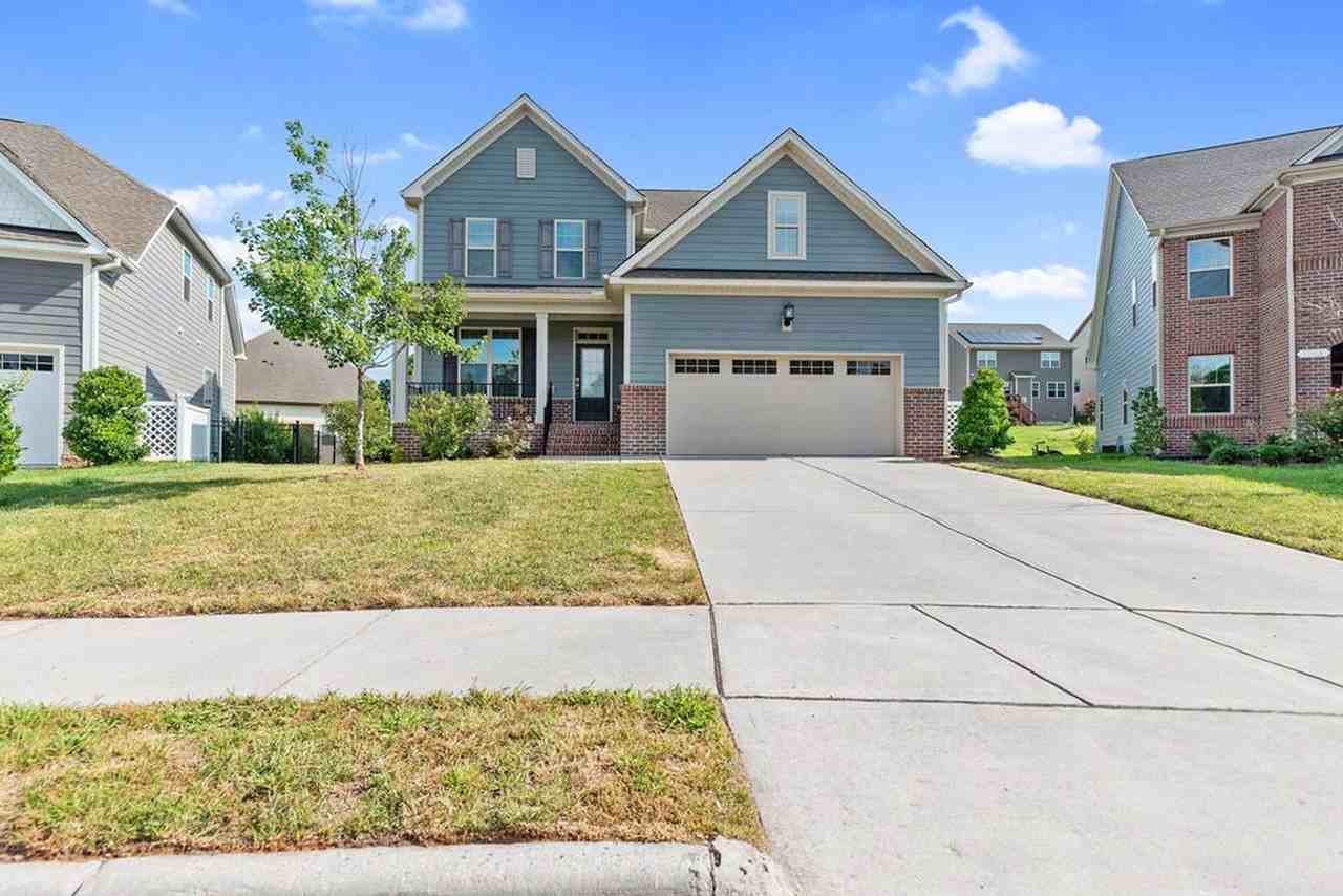 1012 Topland Ct - Photo 2 of 32