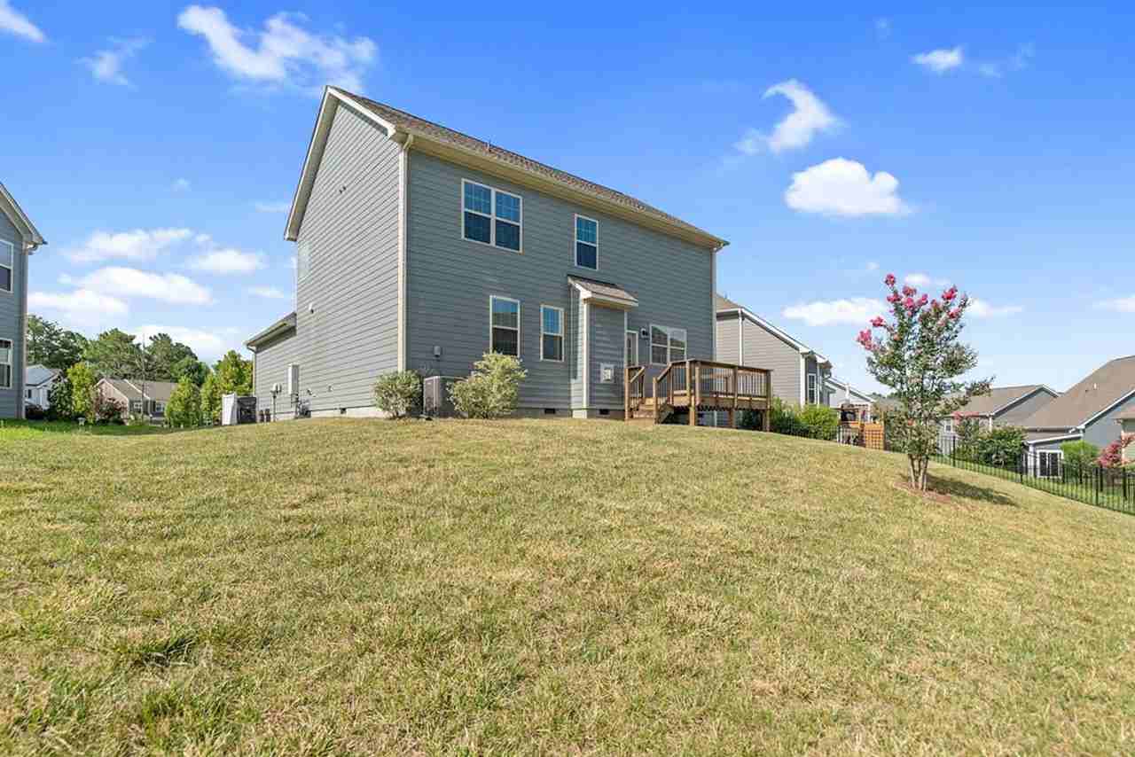 1012 Topland Ct - Photo 4 of 32
