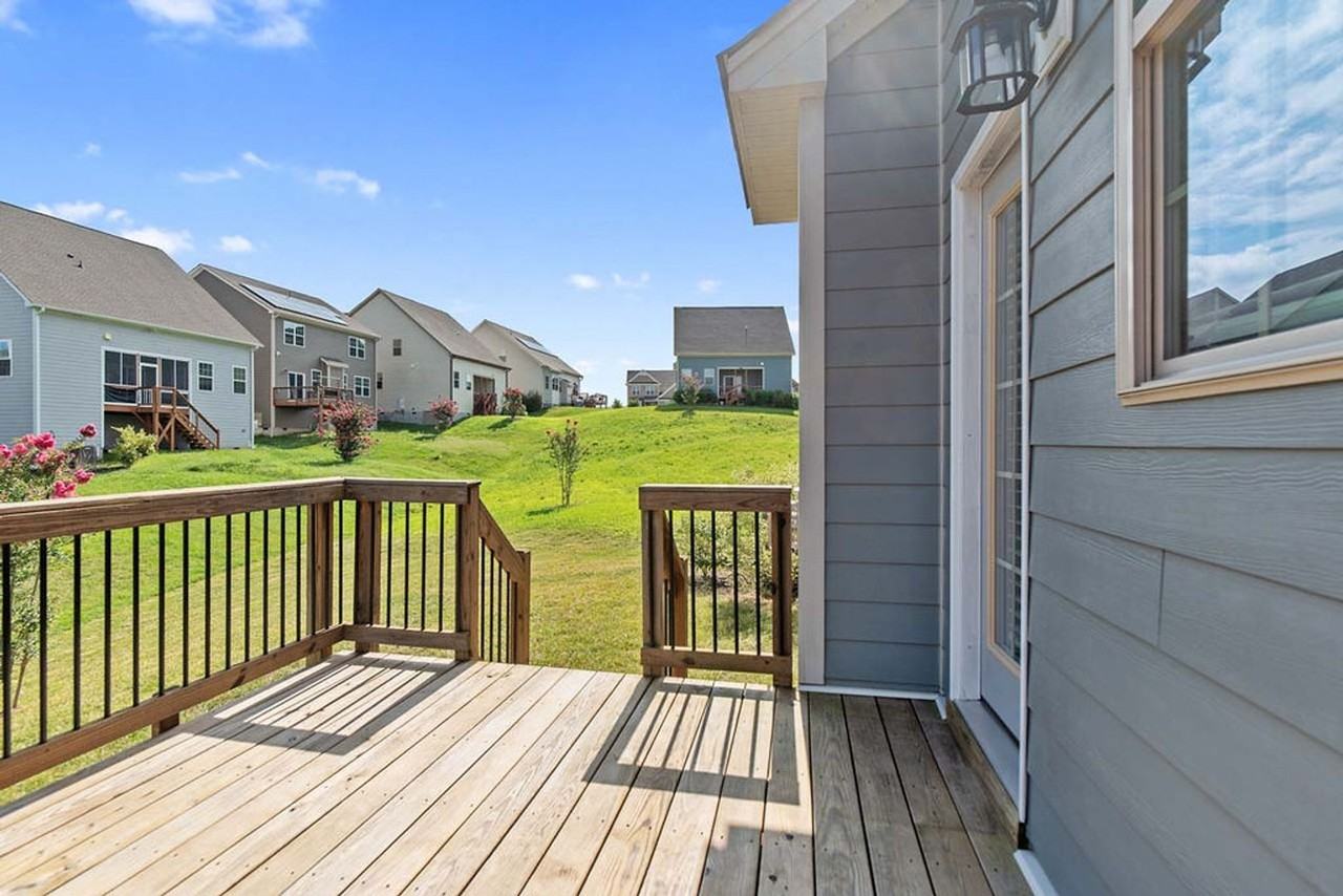 1012 Topland Ct - Photo 5 of 32