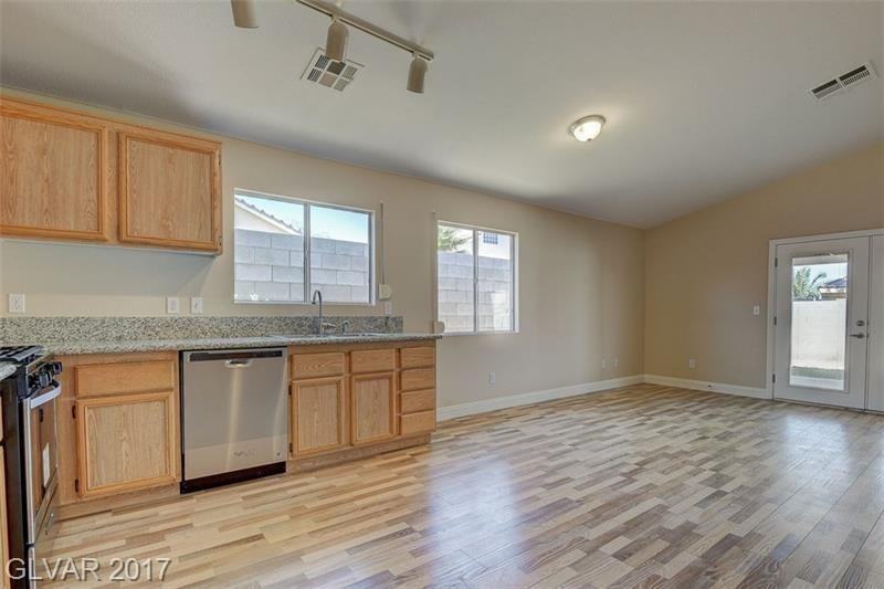 2448 Rocky Brook St - Photo 3 of 17