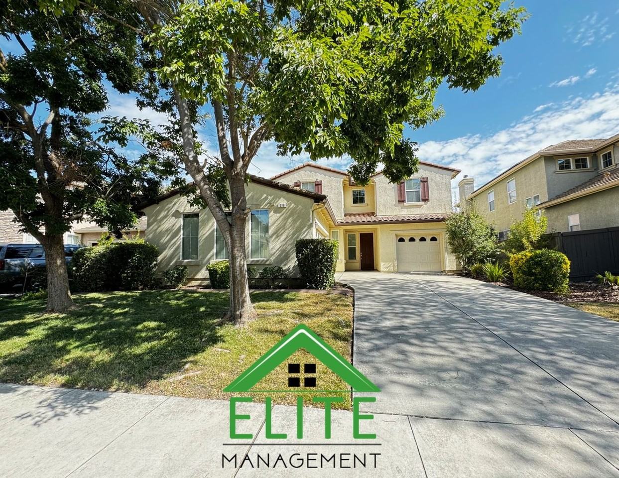 219 Cashman Cir - Photo 2 of 20